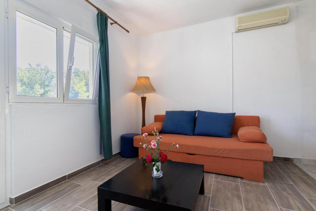 Apartments Bj Marina Luaran gambar